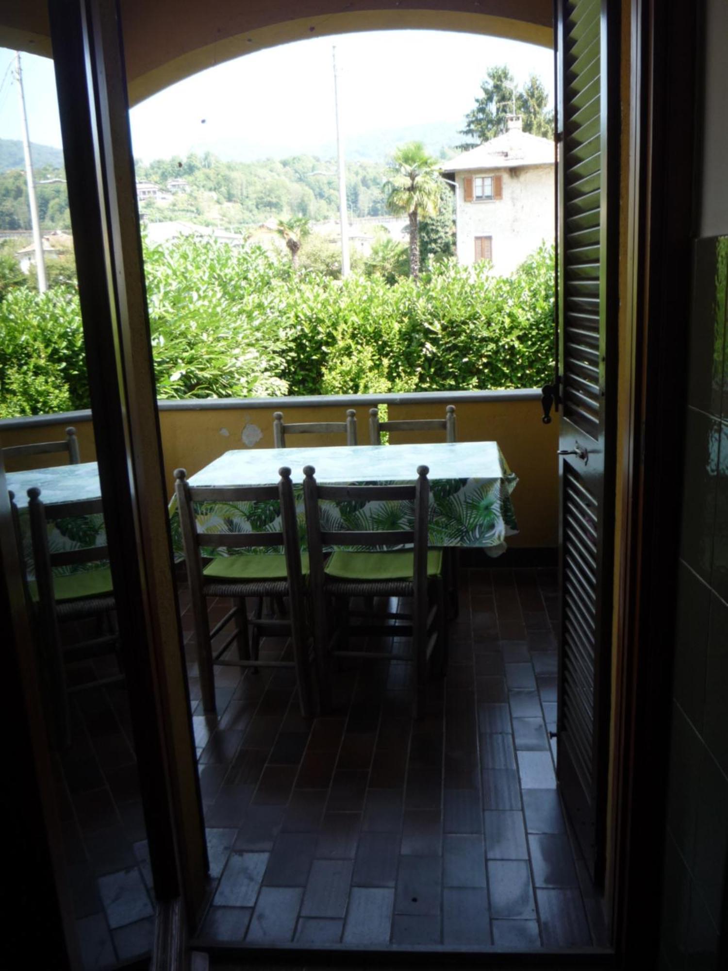 Casa Di Gio Apartment Pettenasco Exterior photo